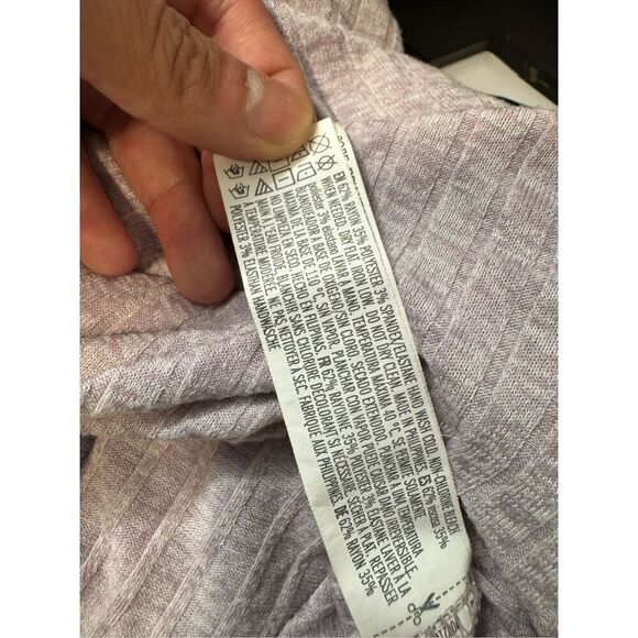 Forever 21 purple top - Picture 4 of 6